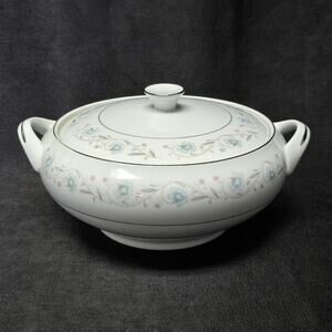 English Garden Fine China 1221 Covered Serving Soup / Vegetable Bowl & Lid